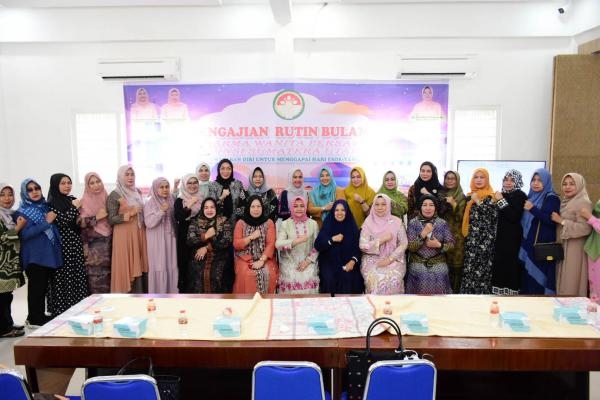Pengajian Rutin Bulanan, Nawal Harapkan Pengetahuan Islam Dharma Wanita Persatuan Semakin Baik